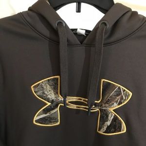 Men’s Under Armour hoodie